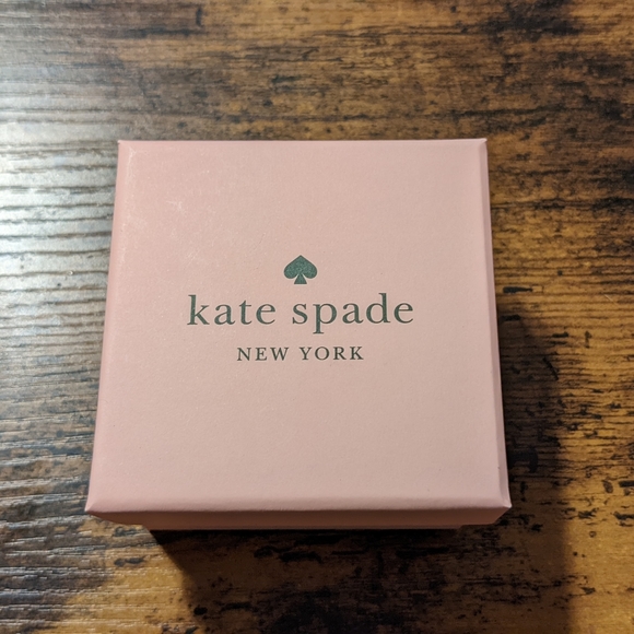 NWT Kate Spade Asymmetrical Stud Earrings So Sparkly! ❤️🤩 "Flying Colors" - Picture 4 of 6